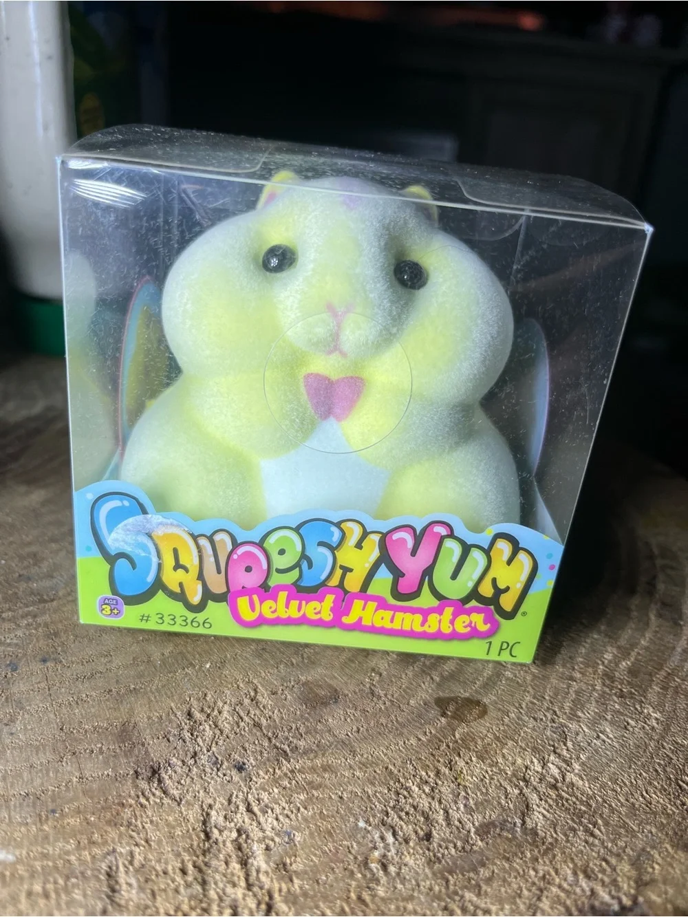 Velvet Hamster fidget SqueeshYun- Yellow